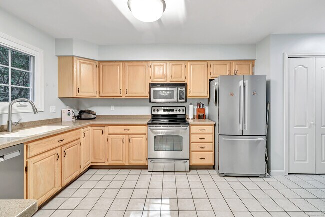 Foto del edificio - 139 Governor Trumbull Way