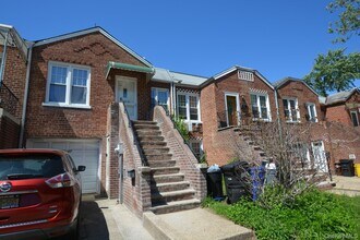 Building Photo - 253-37-253-85 85th Rd