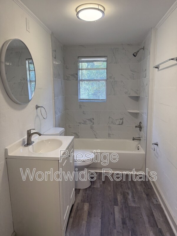 Foto del edificio - 108 Moore St