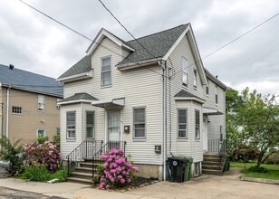 Building Photo - 57 Prospect St