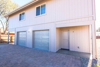 Building Photo - 8571 Spouse Dr