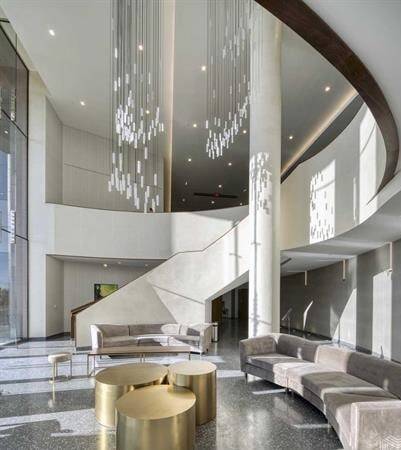 Foto del edificio - 320 Adolphus Ave