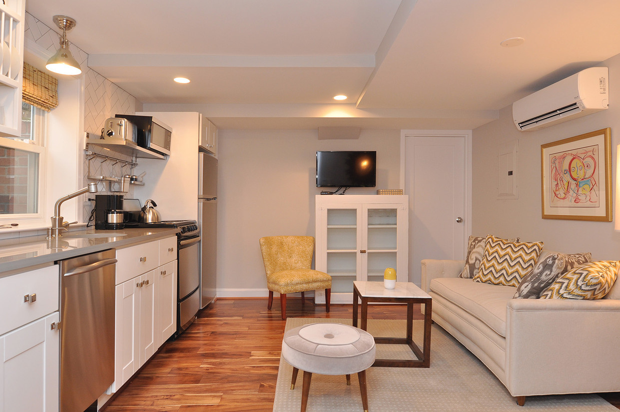 Área de cocina/sala de estar/comedor - 5020 Nebraska Ave NW