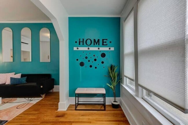 Photo - 2030 Young Ave Apartment