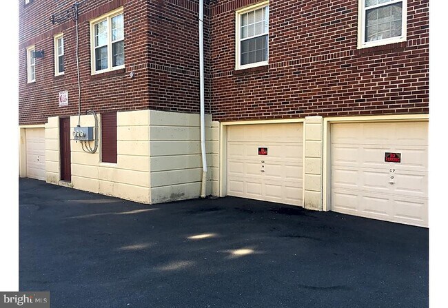 Foto del edificio - 1325 Wadsworth Ave