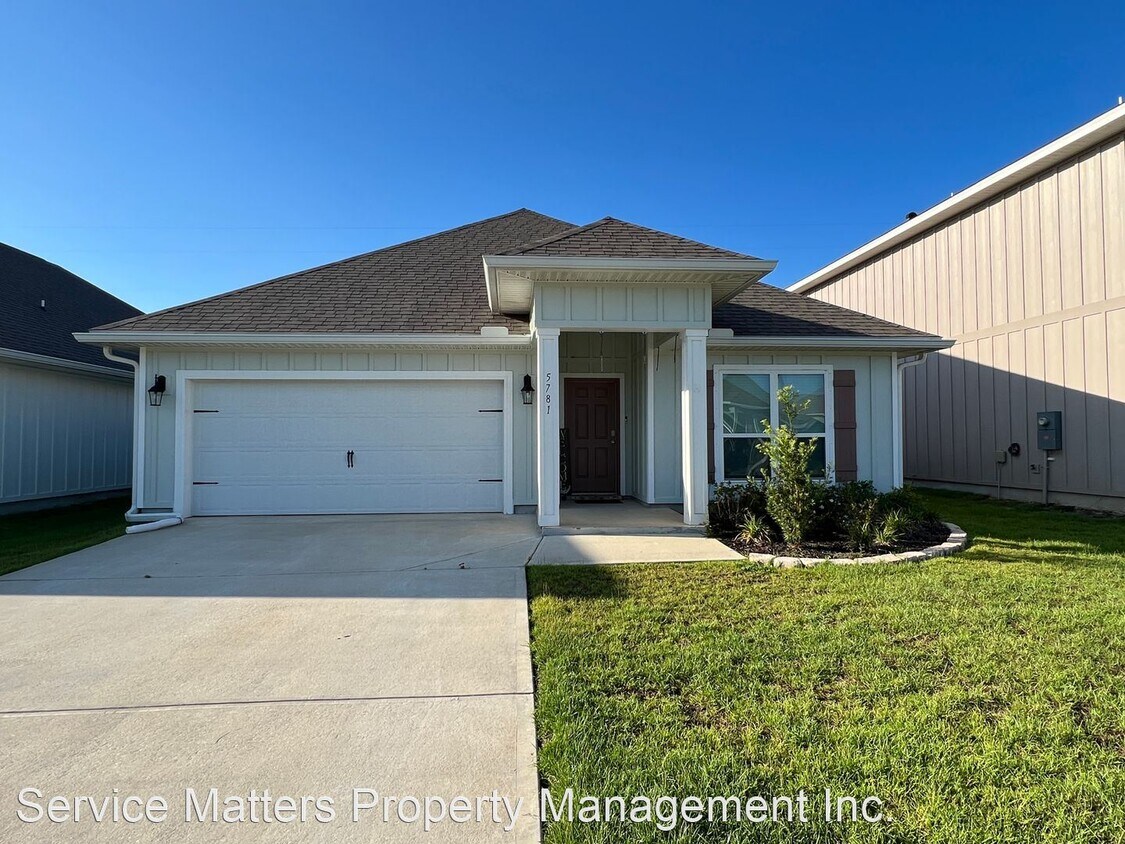 Foto principal - 4 br, 2 bath House - 5781 Danbury Blvd
