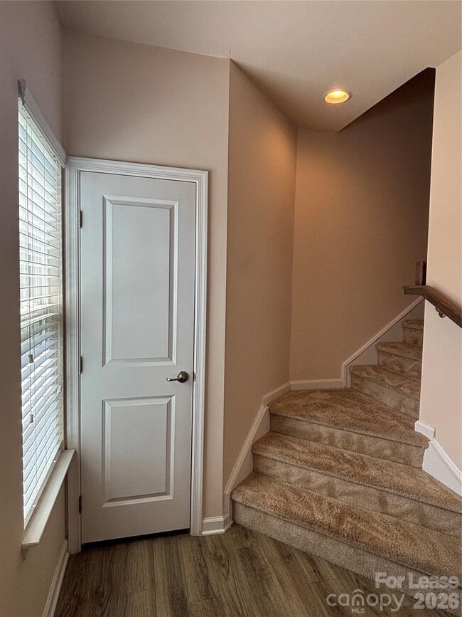 Building Photo - 7411 Red Mulberry Way