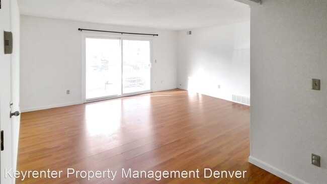 Building Photo - 2 br, 2 bath House - 12142 Melody Dr  202