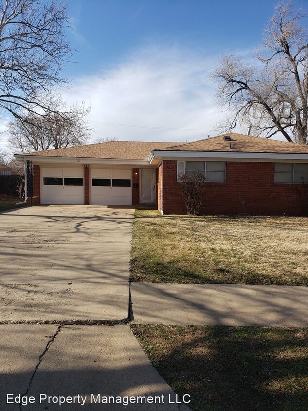 Primary Photo - 3 br, 2 bath House - 4312 Summit Cir