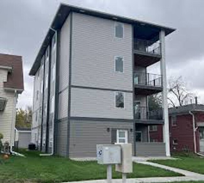 Building Photo - 1515 F St