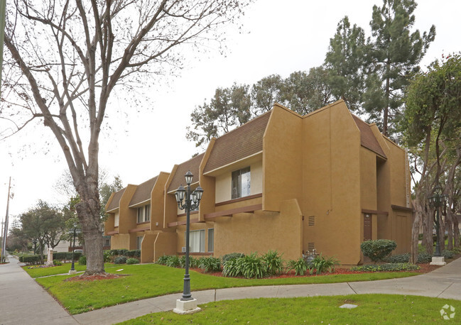 Foto del edificio - San Jose Garden Apartments