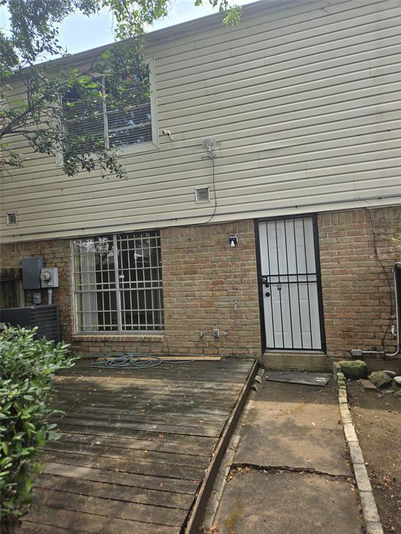 Foto del edificio - 8712 Wilcrest Dr