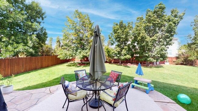 Foto del edificio - 3 Bedroom 4 Bath home in Loveland