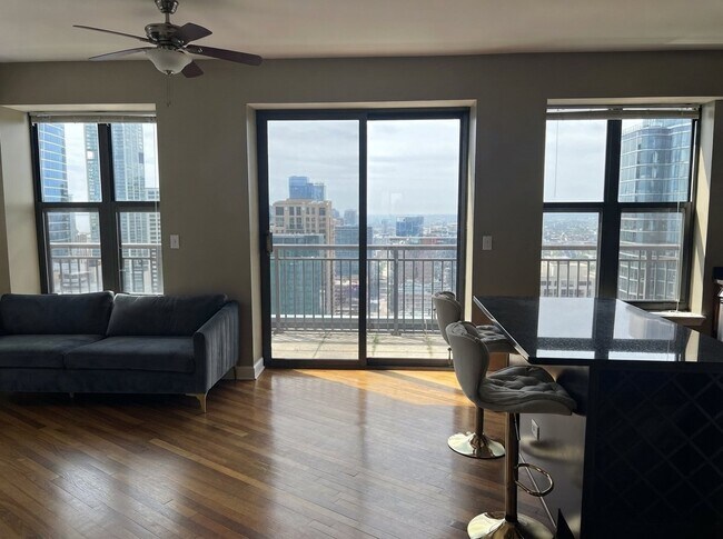 Foto del edificio - 41 E 8th St