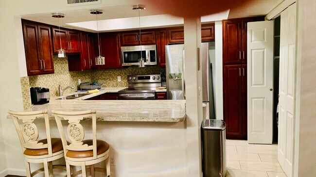 Foto del edificio - 2828 N 61st Pl