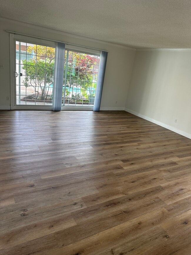 Building Photo - 7819 Talbert St