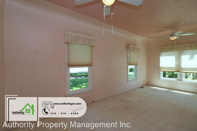 Foto del edificio - 1 br, 1 bath House - 3360 Main St