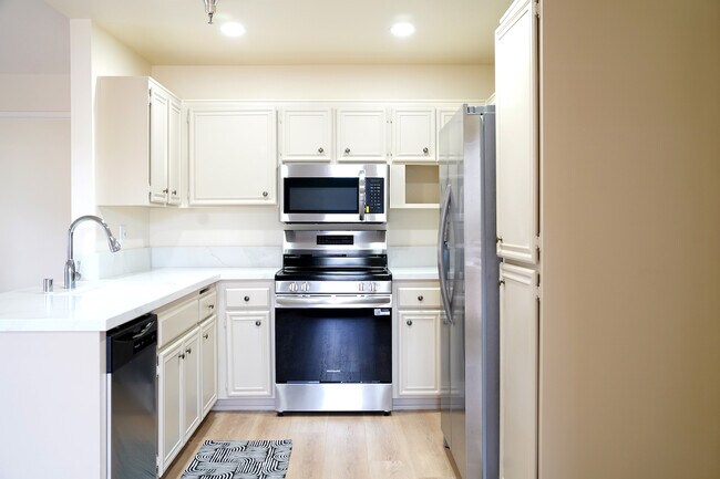 Foto del edificio - 17161 Alva Rd