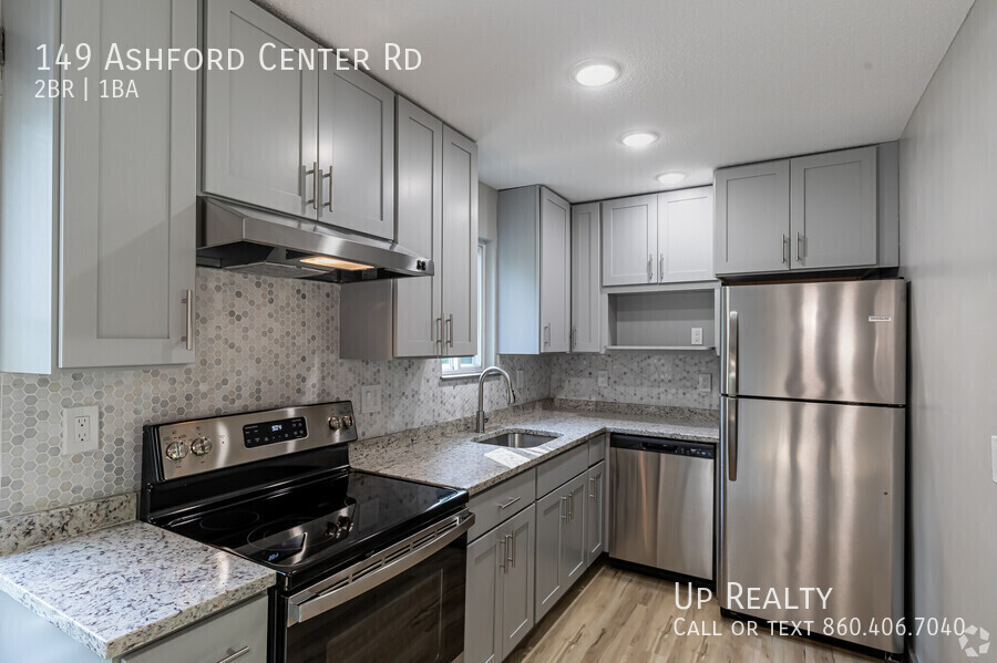 Primary Photo - 149 Ashford Center Rd