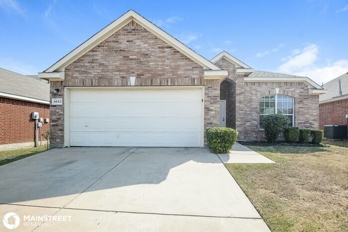 Primary Photo - 4853 Madyson Ridge Dr, Fort Worth, TX 76133