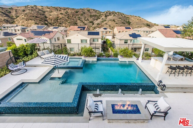 Foto del edificio - 24407 Clear Creek Pl