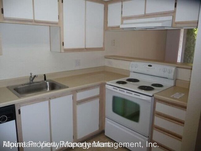 Foto del edificio - 2720 NE Mesa Ct