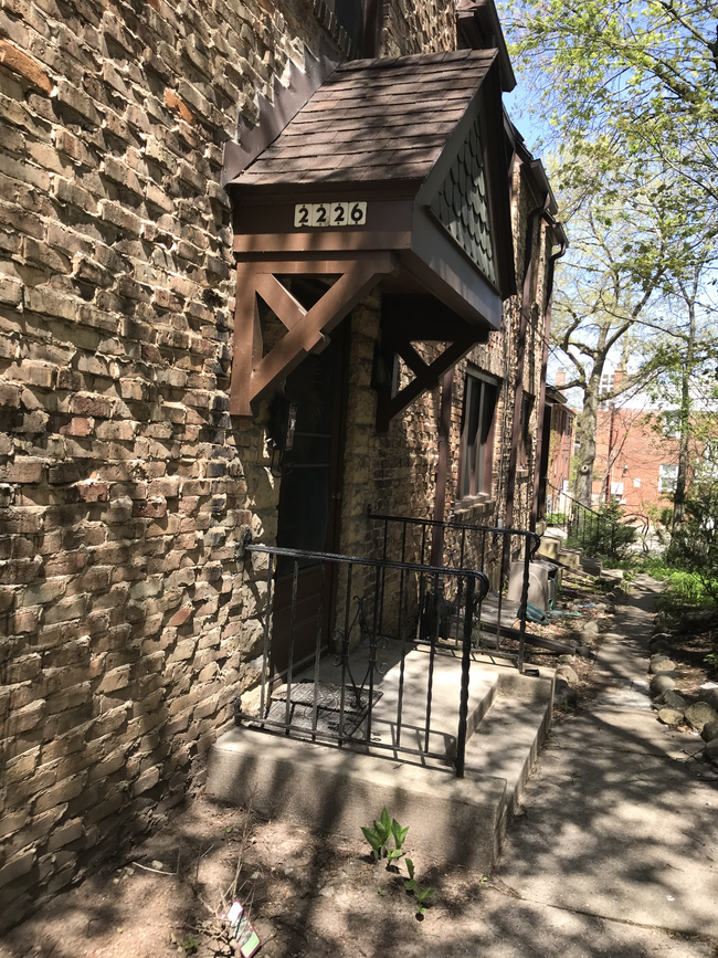 Private front entrance - 2226 Kendall Avenue
