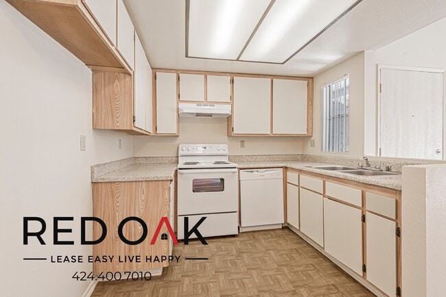 Foto del edificio - 3642 N Garey Ave