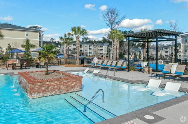 Pool - Ansley Commons