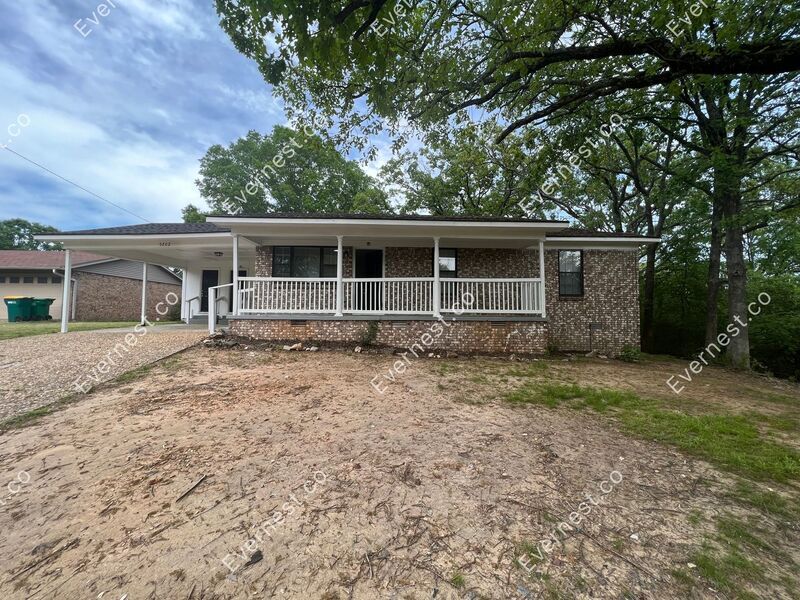 5202 McMurtrey Dr, North Little Rock, AR 72118 House for Rent in