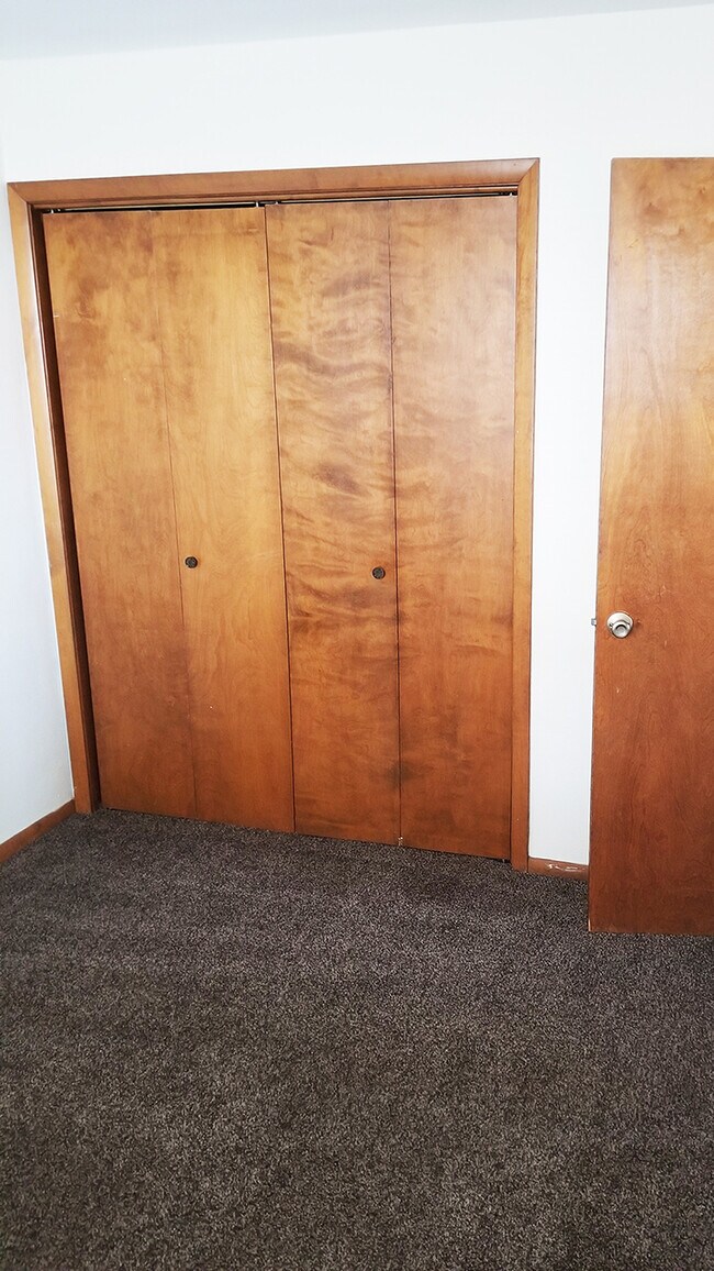 Foto del edificio - 415 Holly Ln
