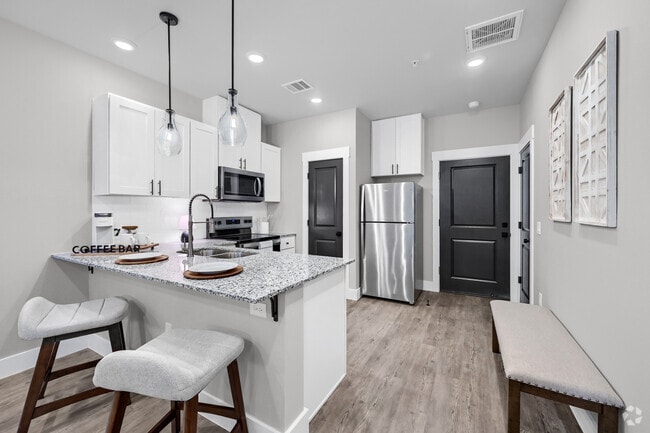 Brickledge 1 Bed/1.5 Bath - Heritage Court Luxury Townhomes *Now Open