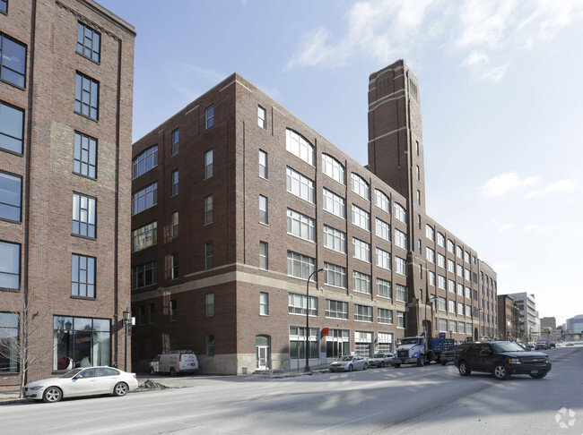 Building Photo - Tower Lofts