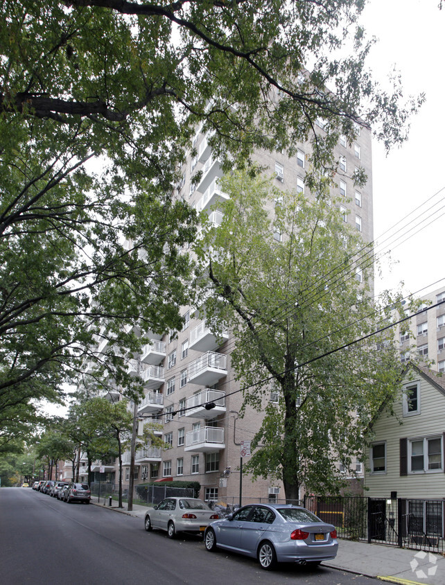 Foto del edificio - Parkside Apartments