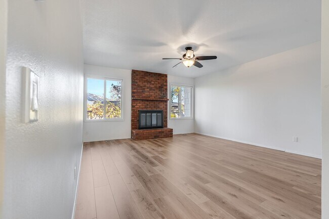 Foto del edificio - Beautiful 3 Bed, 2 Bath Rental Home in Beaverton!