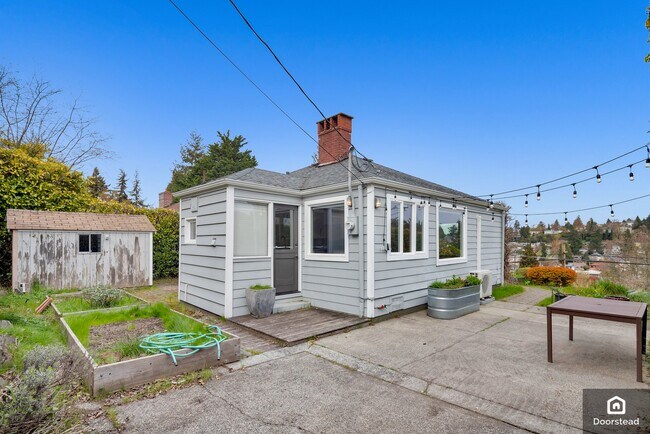 Foto del edificio - 3400 36th Ave W