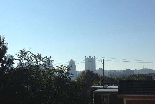 Foto del edificio - 1520 Monterey St