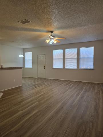 Foto del edificio - 4758 Marina Del Rd