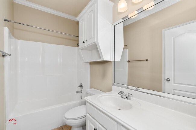 Building Photo - 313 Chancellorsville Ct