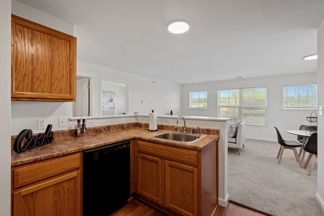 Building Photo - The Reserve at Glenville