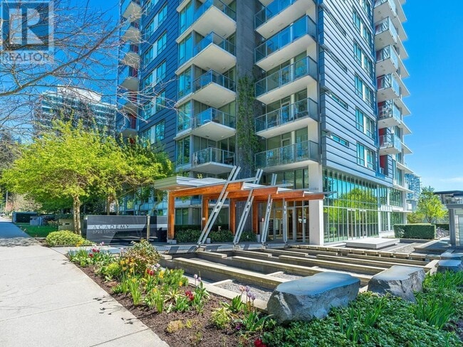 Building Photo - 5728-5728 Berton Ave