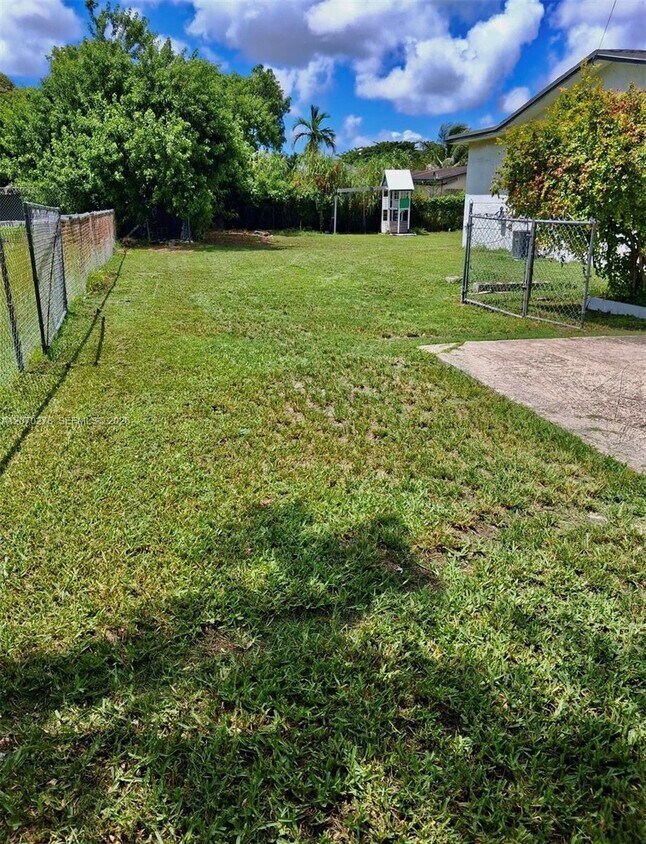 Foto del edificio - 10550 SW 174th Terrace