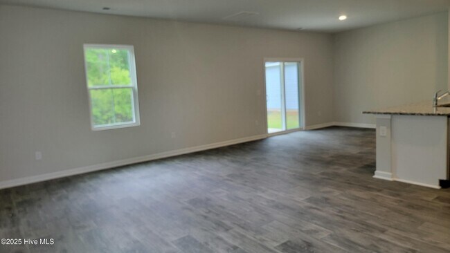 Building Photo - 434 Ladyfish Loop NW