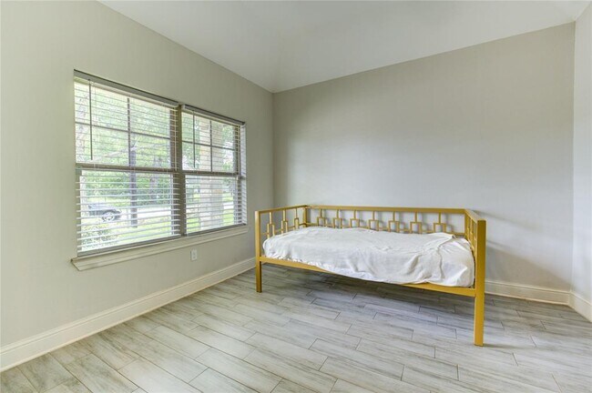 Foto del edificio - 3805 Shelby Cir