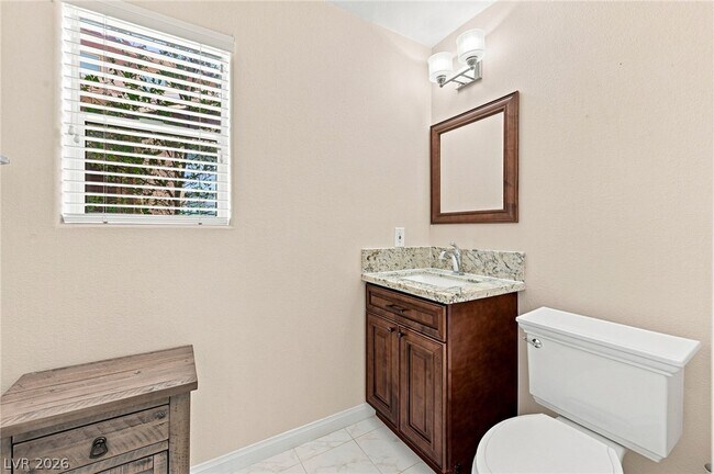 Building Photo - 508 Ivy Spring St