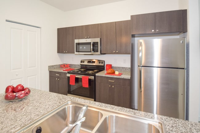 Building Photo - Torino Lakes Rental Townhomes