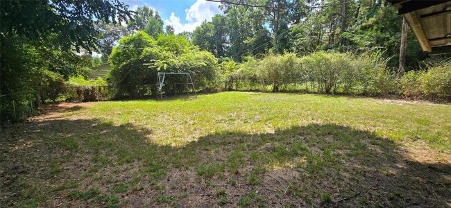 Building Photo - 2266 Young Rd