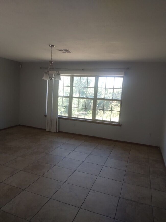 Foto del edificio - 902 NW 66th St