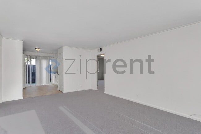 Building Photo - 417 Alamo Creek Ct