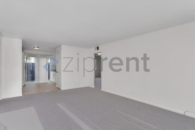 Foto del edificio - 417 Alamo Creek Ct